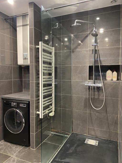 Superbe Appartement Batignolles Paris Exteriör bild